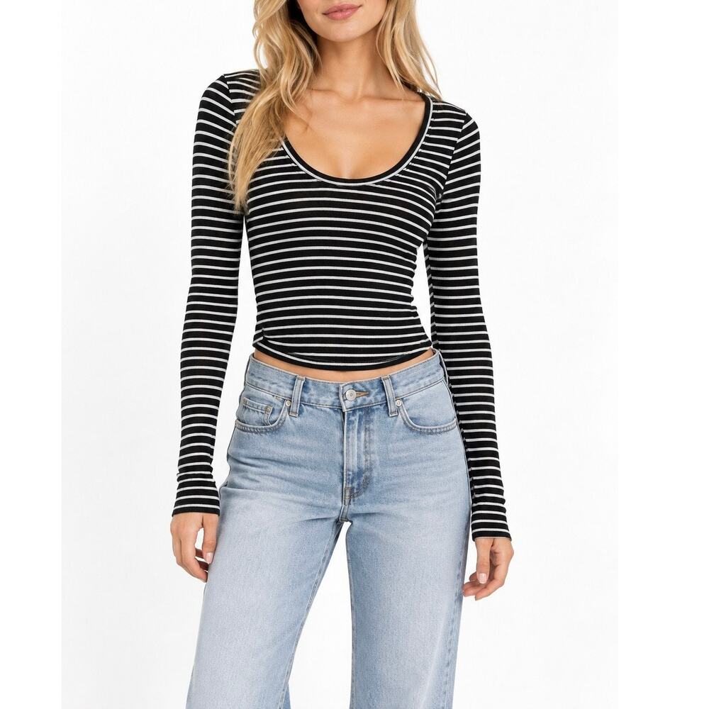 Brandy Melville Black White Striped Long Sleeve Scoop Neck Stretch Top Small S